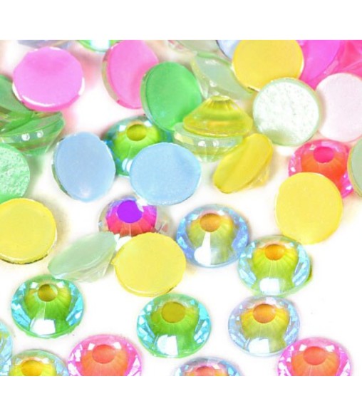 Strass Fluo pour une manucure tendance et ultra fun