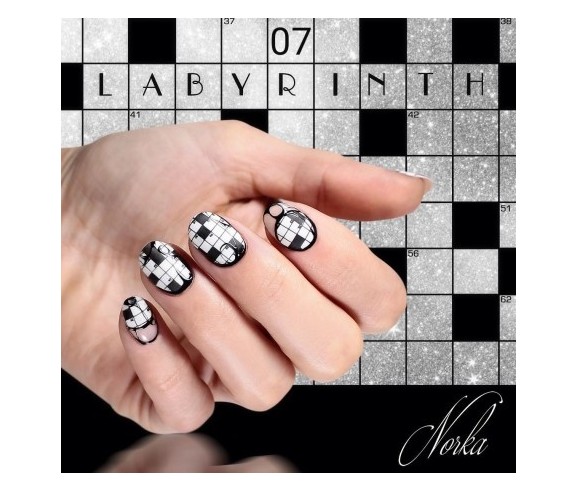 Moyra Plaque Stamping Labyrinth