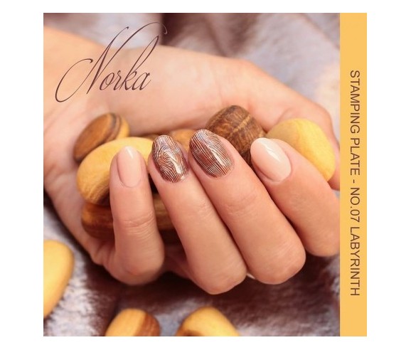 Moyra Plaque Stamping Labyrinth