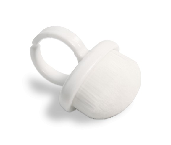 Brosse à manucure à fixer au doigt — nettoyage doux et précis de l'ongle